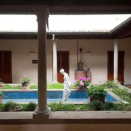 Fiorenza Bed & Breakfast 4*